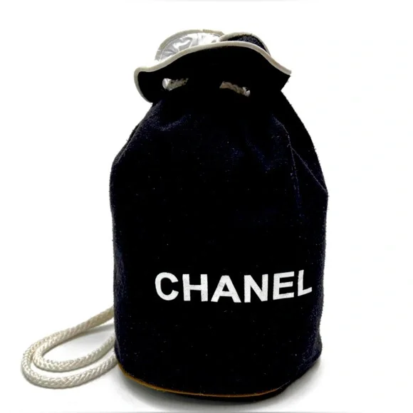 Chanel bucket bag canvas sales